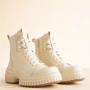 Sorel Cream Lace Up Boots